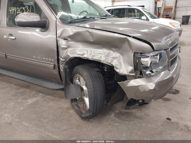 Chevrolet Suburban 1500 Lt