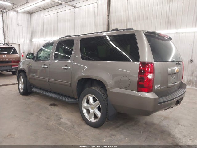 Chevrolet Suburban 1500 Lt