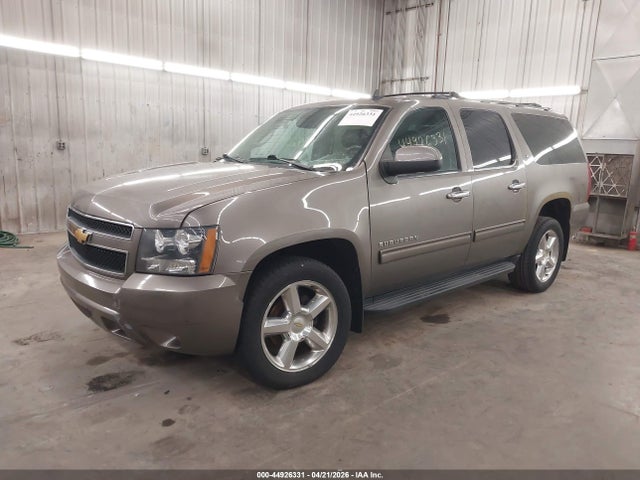 Chevrolet Suburban 1500 Lt