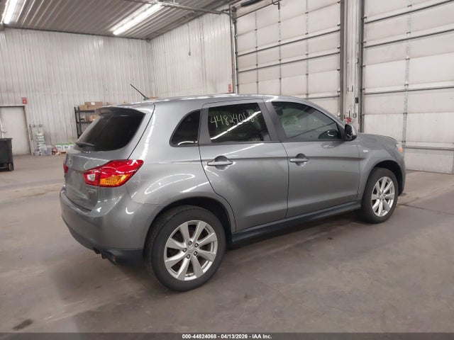 Mitsubishi Outlander Es