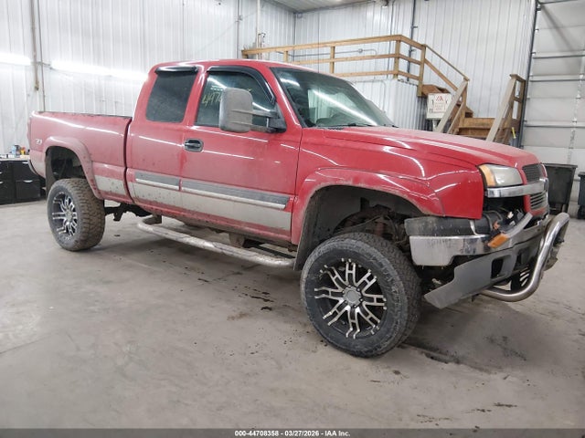 Salvage Chevrolet Silverado 1500 Image