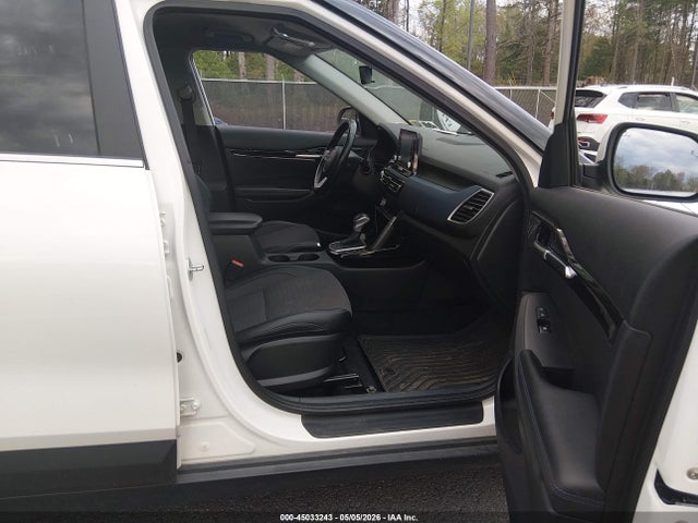 Kia Seltos S