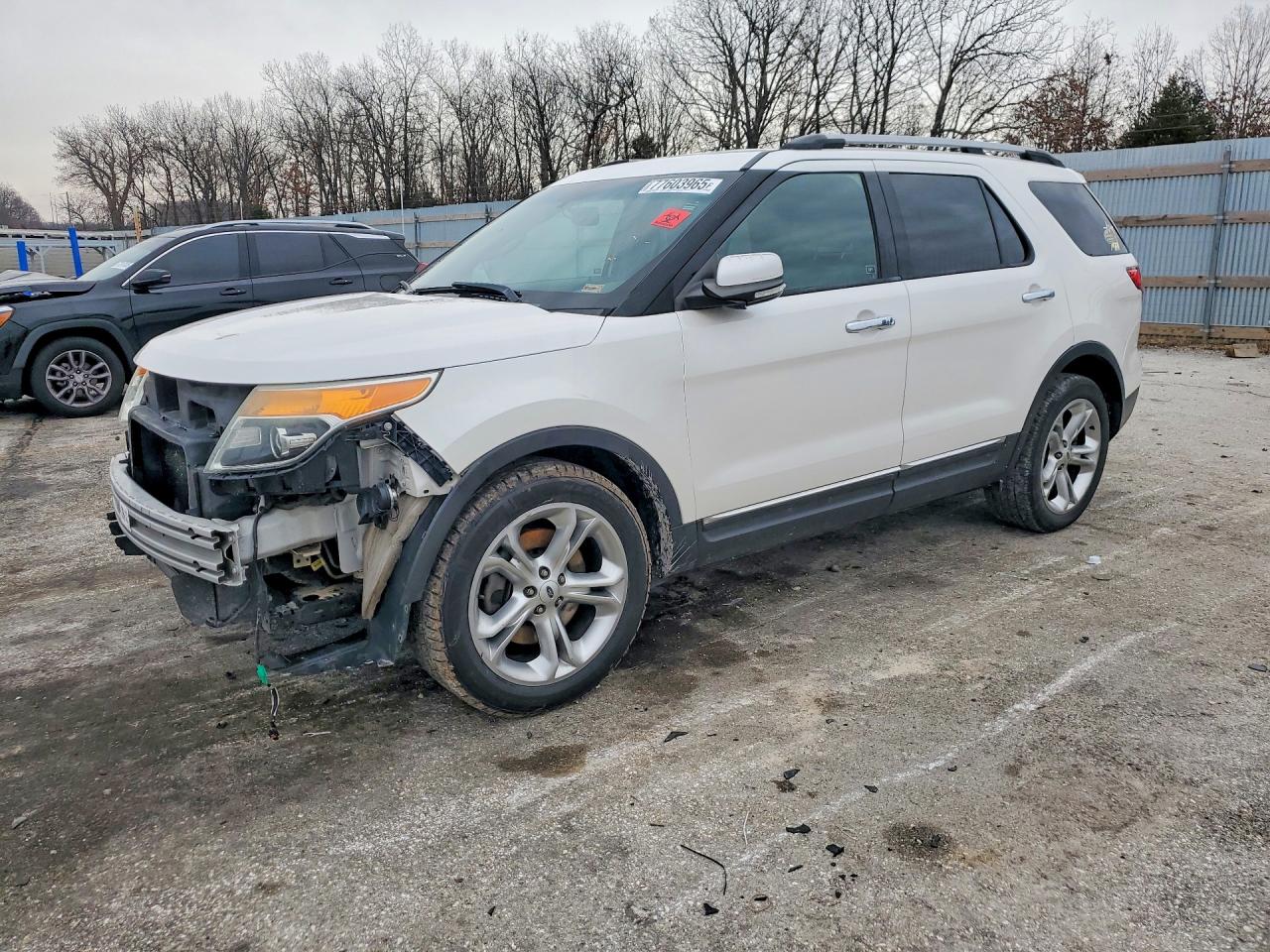 Salvage Ford Explorer Image