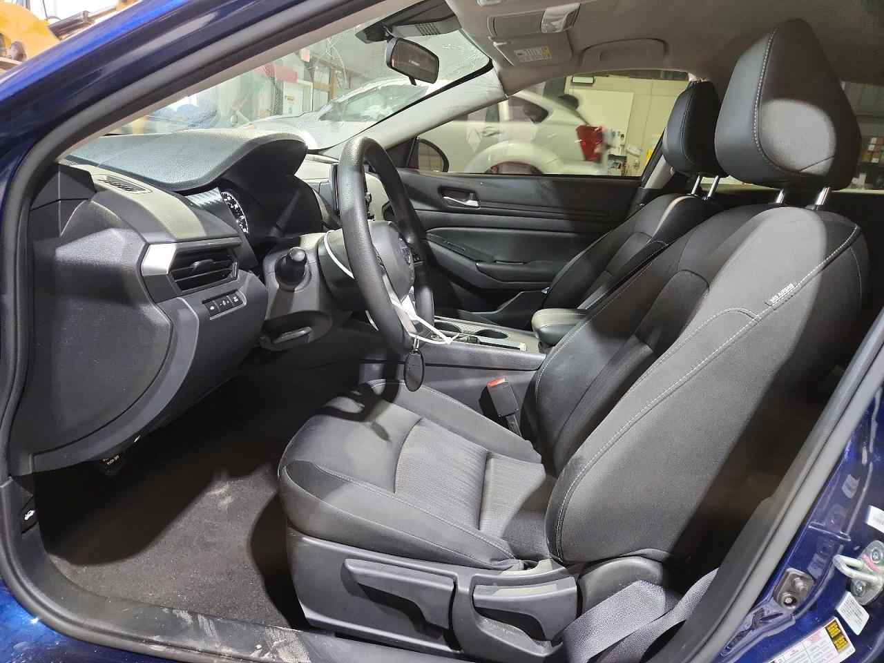 Nissan Altima S
