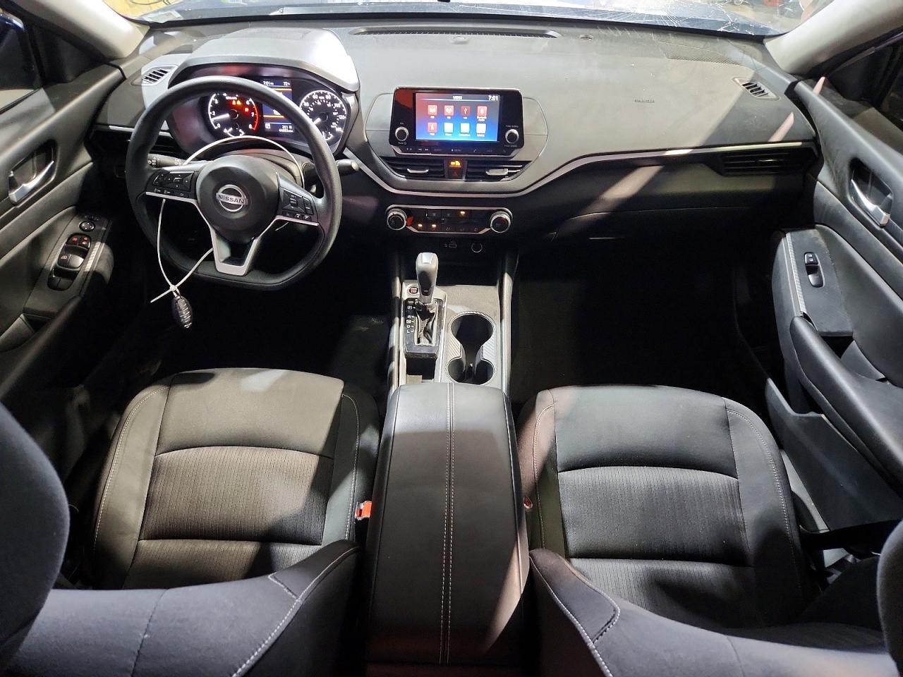 Nissan Altima S