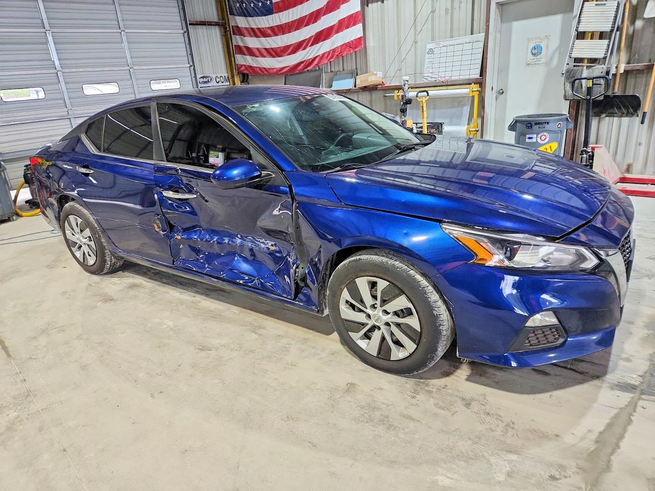 Nissan Altima S