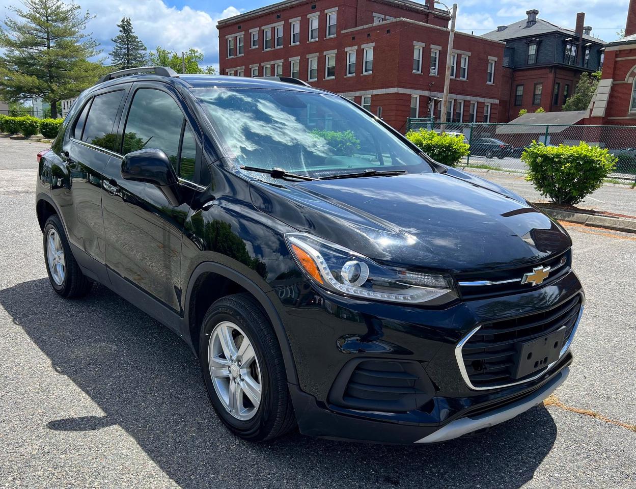 Salvage Chevrolet Trax Image