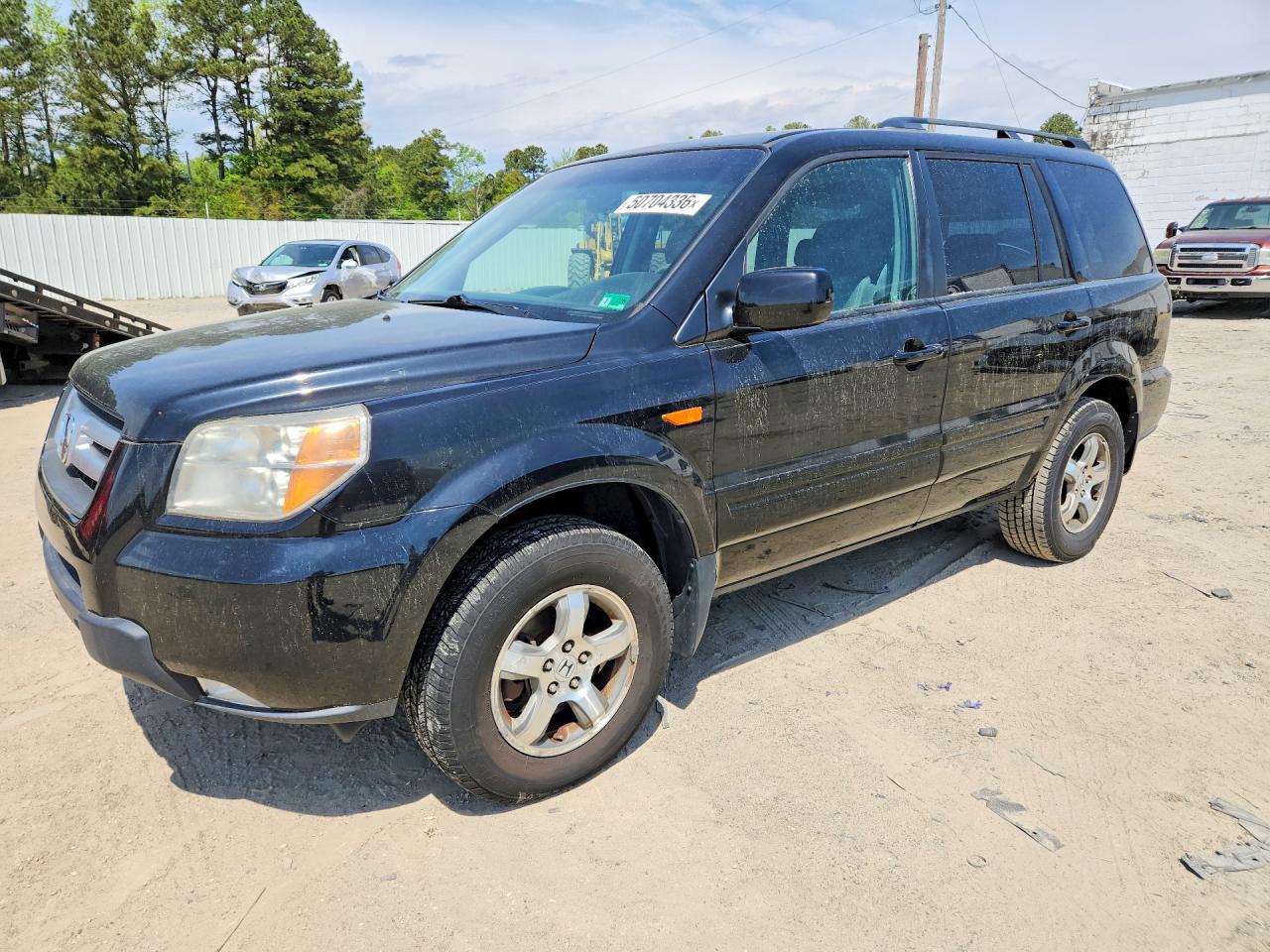 Salvage Honda Pilot Image
