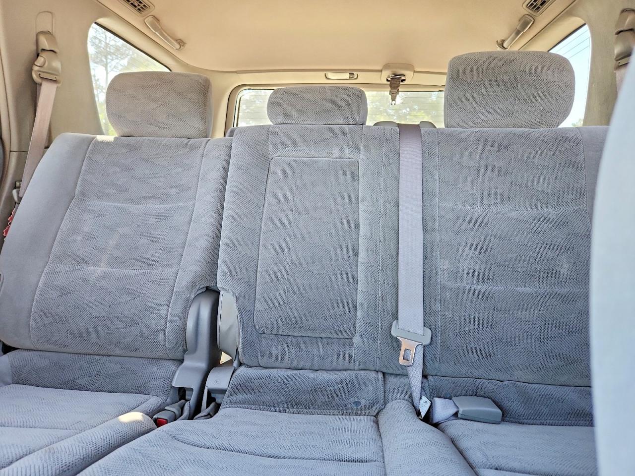 Toyota Sequoia Sr5