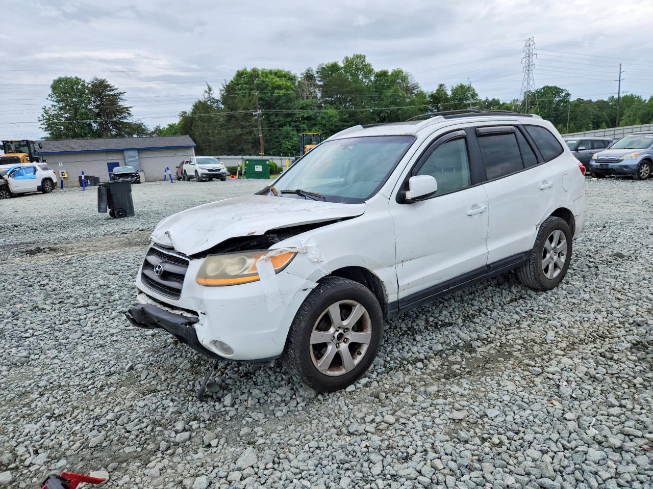 Salvage Hyundai SANTA FE Image