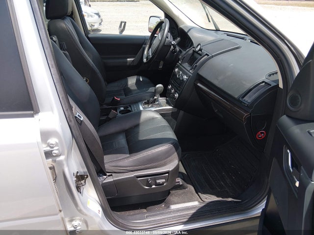 Land Rover LR2