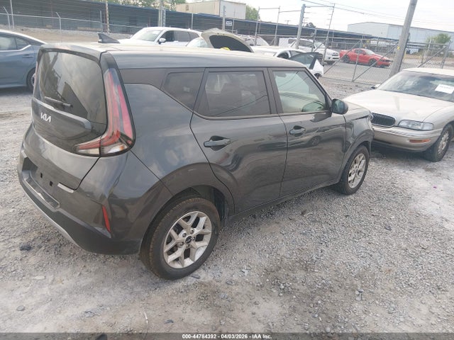 Kia Soul Lx
