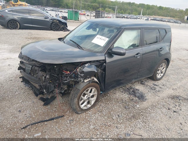 Kia Soul Lx