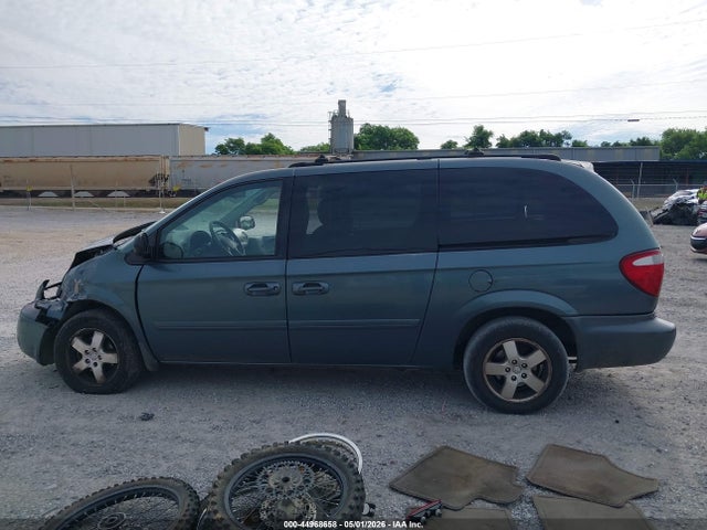 Dodge Grand Caravan Sxt