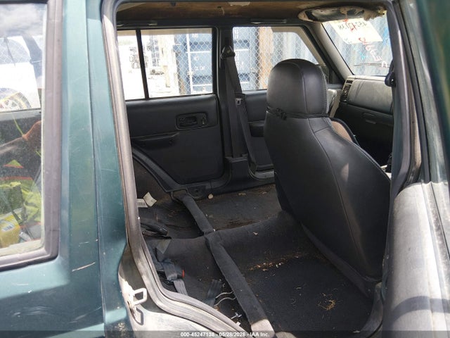 Jeep Cherokee Rhd Postal Unit