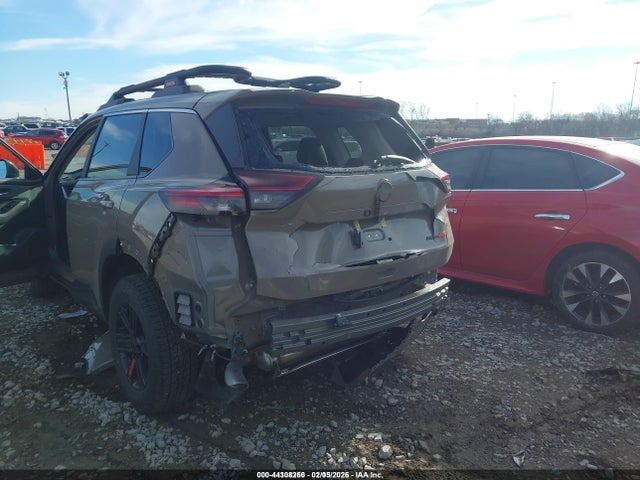 Nissan Rogue Rock Creek