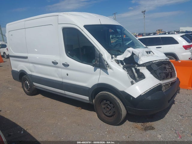 Salvage Ford Transit Image