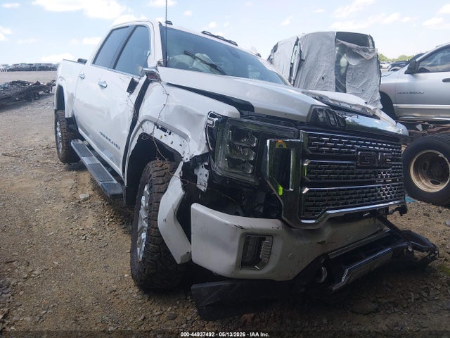 Salvage General Motors Sierra 3500HD Image