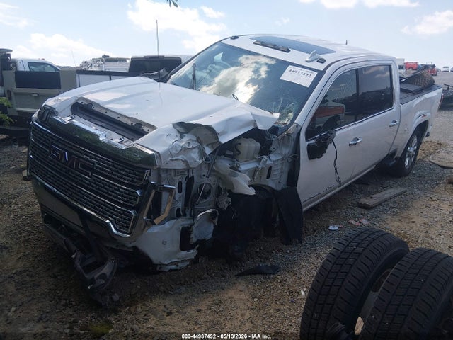 General Motors Sierra 3500HD 4wd  Standard Bed Denali