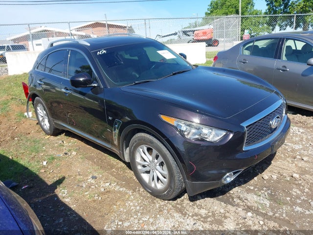 Salvage INFINITI Qx Image