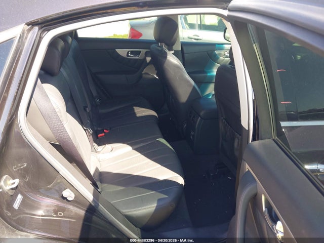 INFINITI Qx