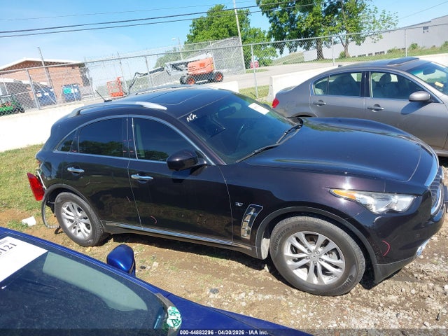 INFINITI Qx