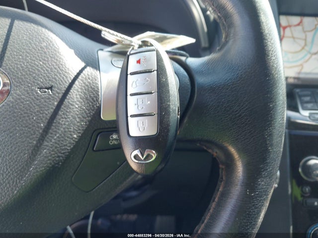 INFINITI Qx