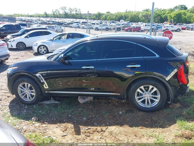 INFINITI Qx