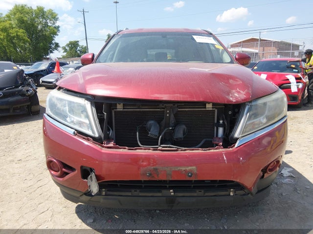 Nissan Pathfinder S