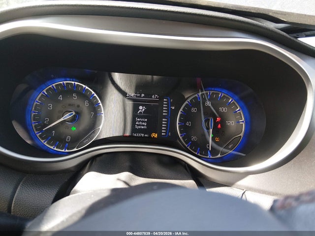 Chrysler Pacifica Touring L