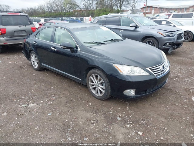 Salvage Lexus Es Image