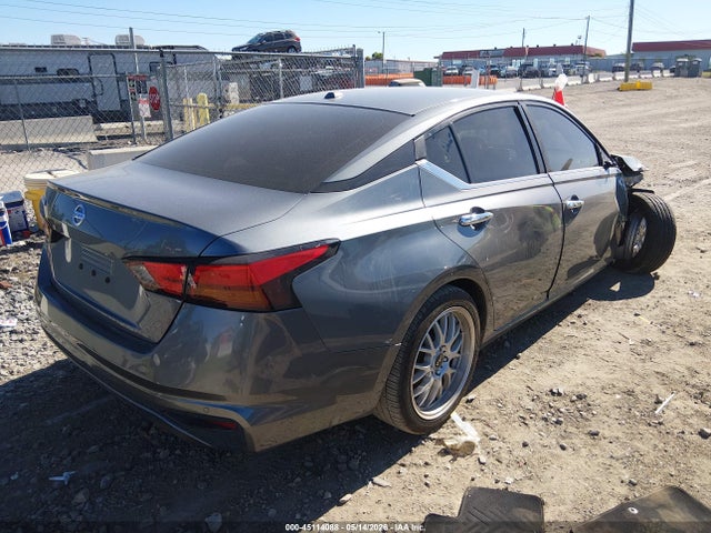 Nissan Altima S Fwd