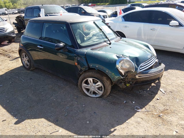 Salvage MINI Cooper Image