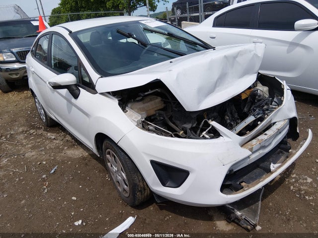 Salvage Ford Fiesta Image