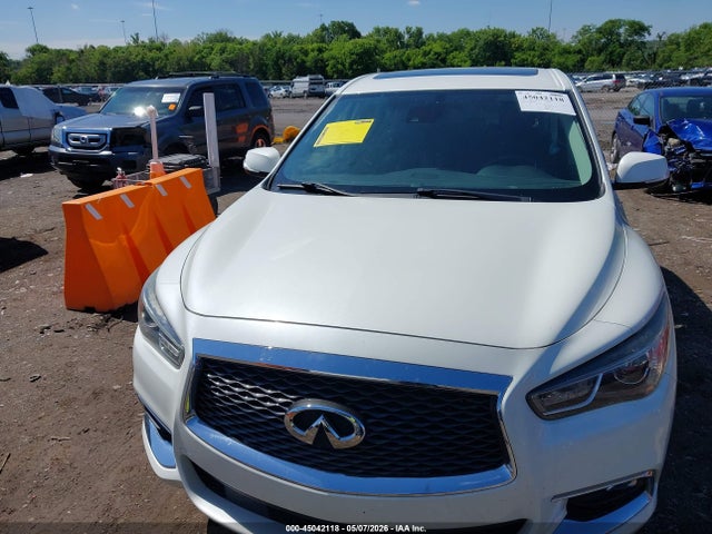 INFINITI Qx Pure