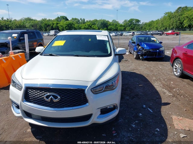 INFINITI Qx Pure