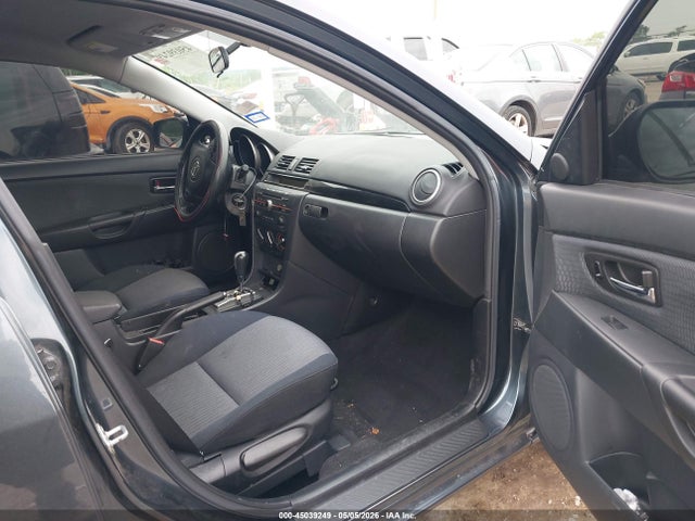 Mazda Mazda3 I Touring Value