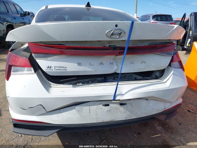 Hyundai ELANTRA Sel