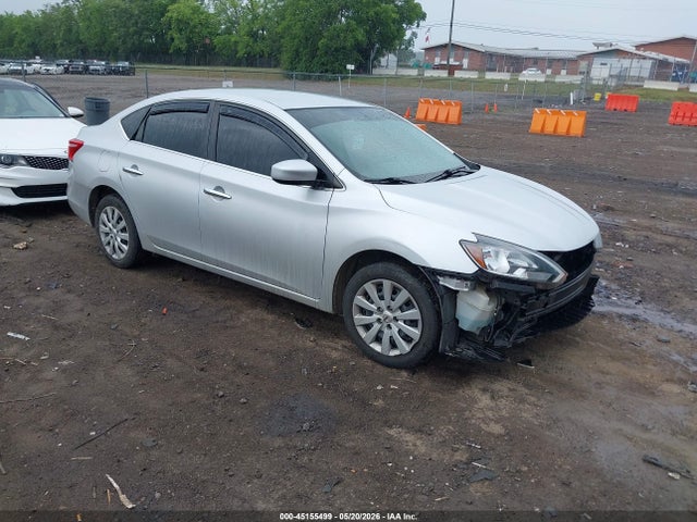 Salvage Nissan Sentra Image