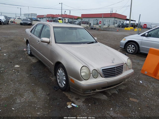 Salvage Mercedes-Benz E-Class Image