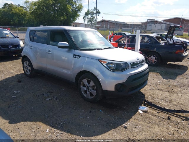 Salvage Kia Soul Image