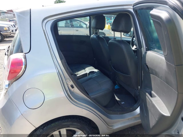 Chevrolet Spark 1lt Auto