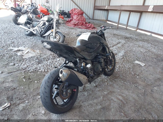 Suzuki Gsx-s750