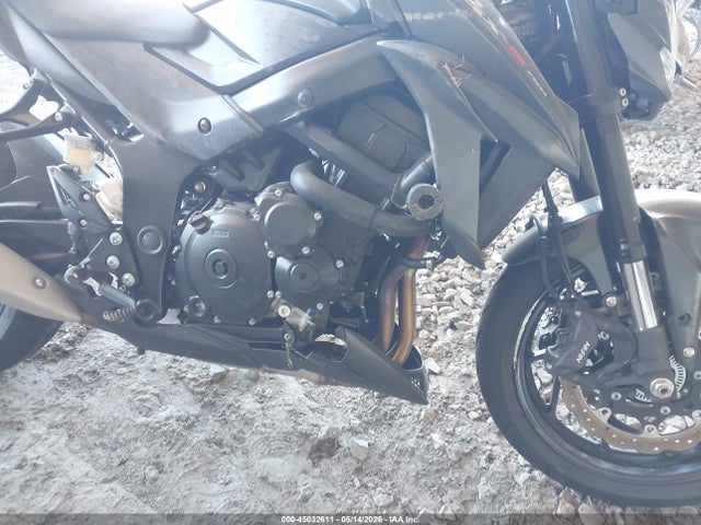 Suzuki Gsx-s750