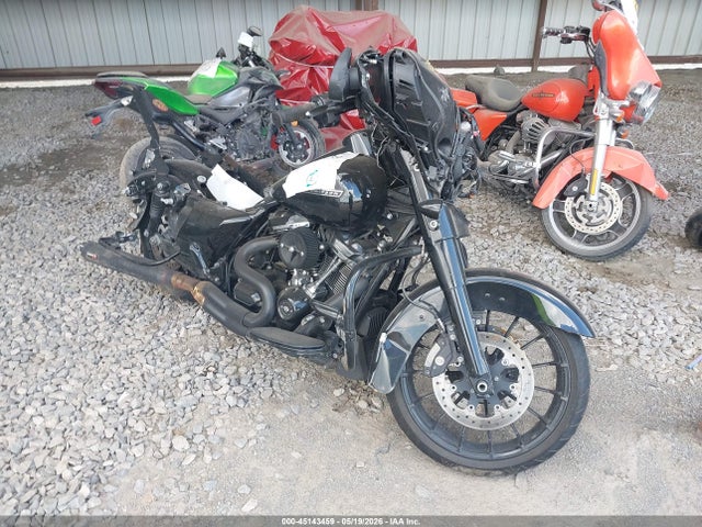 Salvage Harley-Davidson Flhxs Image