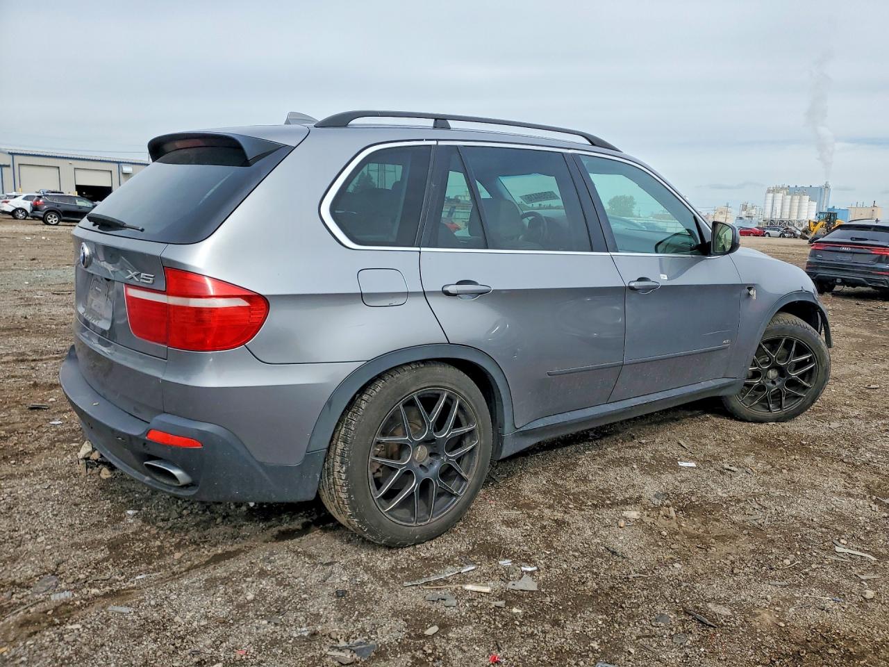 BMW X Series 4.8i