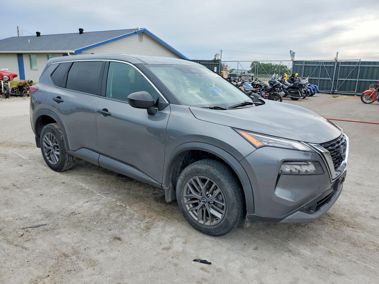 Nissan Rogue S