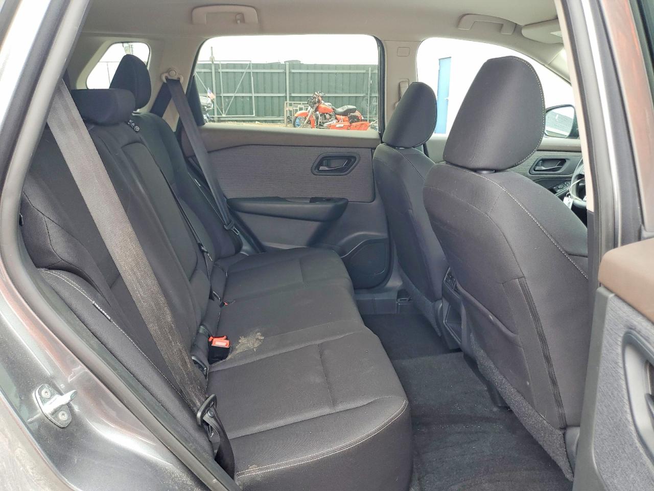 Nissan Rogue S