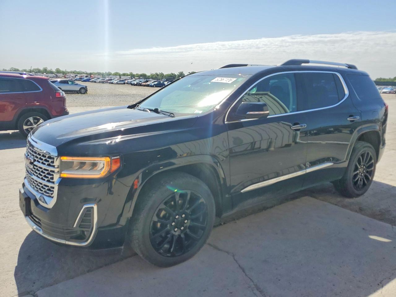 Salvage GMC Acadia Image