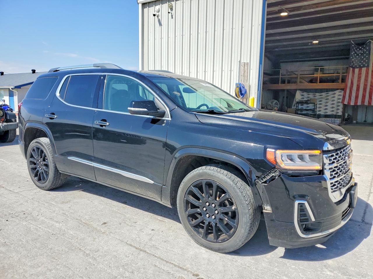 GMC Acadia Denali